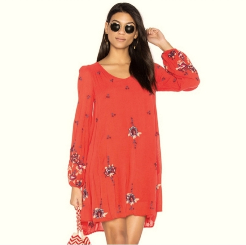 Red Mini Sundress with Long Bell Sleeves and V-Neckline